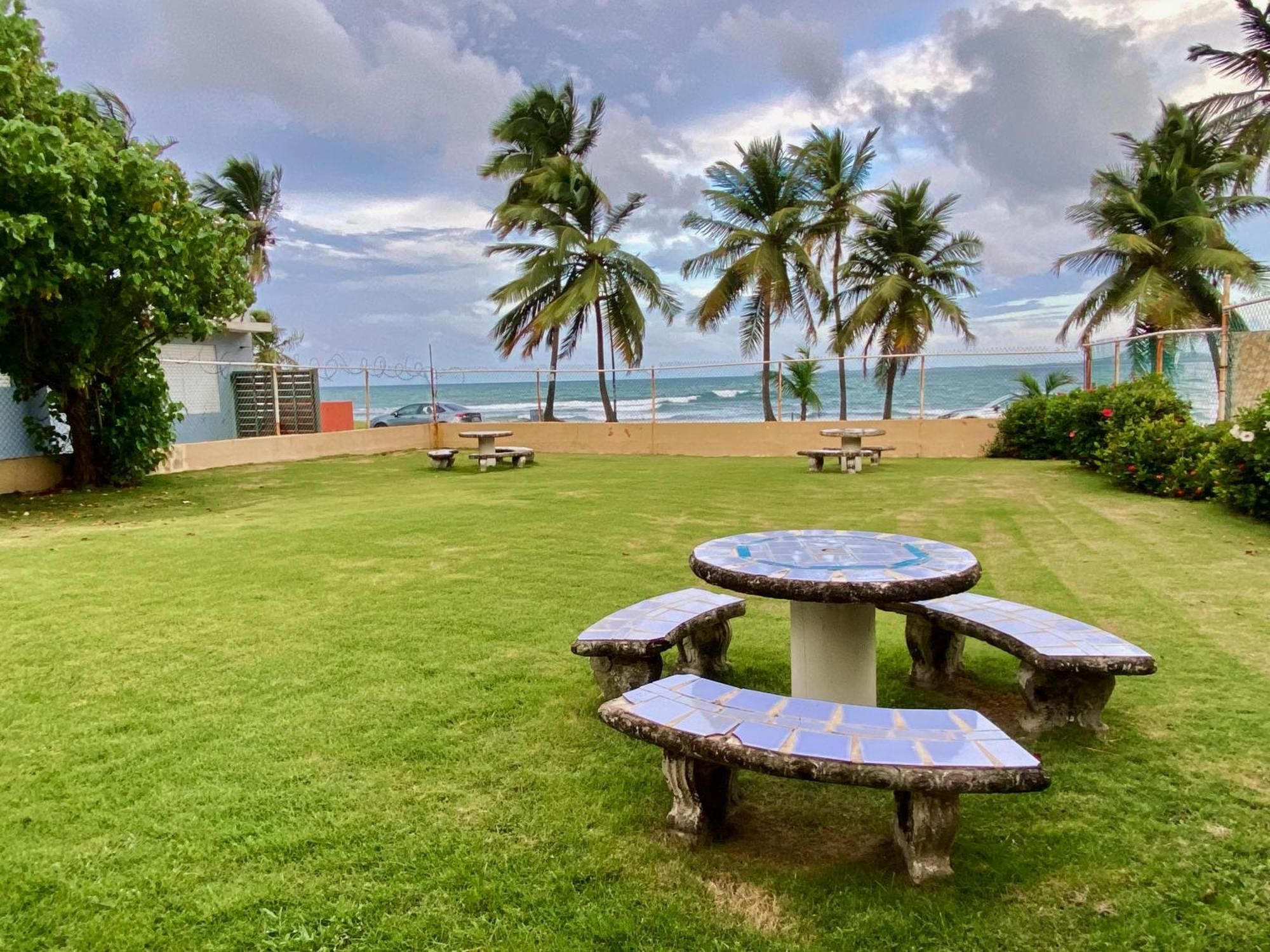 Beachbums Hideaway Luquillo Eksteriør billede